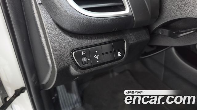 Kia Seltos Gasoline 1.6 Turbo 2WD Prestige 2023 — фото 19