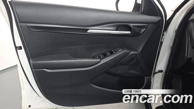 Kia Seltos Gasoline 1.6 Turbo 2WD Prestige 2023 — фото 24