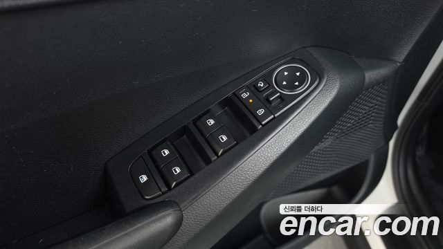 Kia Seltos Gasoline 1.6 Turbo 2WD Prestige 2023 — фото 27