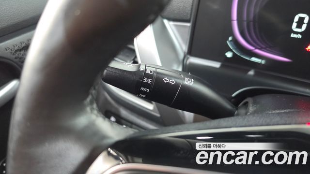 Kia Seltos Gasoline 1.6 Turbo 2WD Prestige 2023 — фото 28