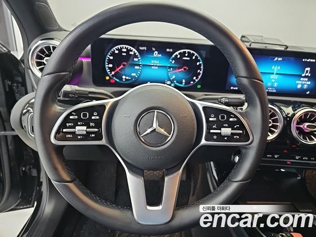 Mercedes-Benz A-Class (W177) A220 Sedan 2021 — фото 9
