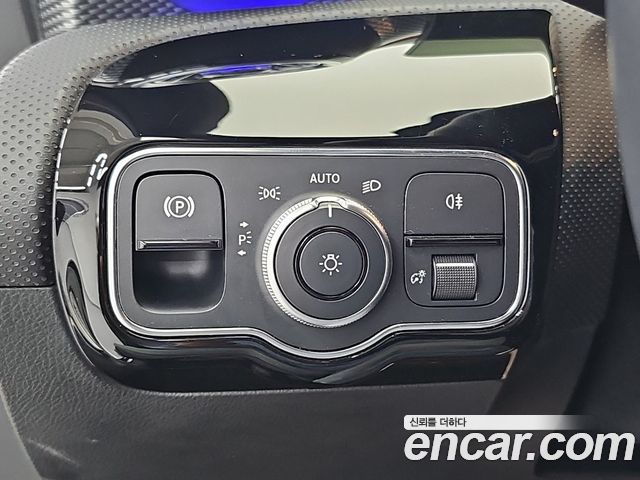 Mercedes-Benz A-Class (W177) A220 Sedan 2021 — фото 22