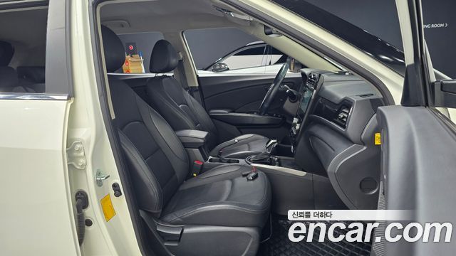 KG Mobility (SsangYong) Very New Tivoli Gasoline 1.5 4WD V3 2022 — фото 10