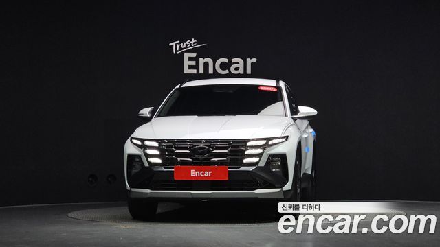Hyundai Tucson (NX4) Gasoline 1.6 Turbo 2WD Inspiration 2025 — фото 3