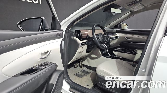 Hyundai Tucson (NX4) Gasoline 1.6 Turbo 2WD Inspiration 2025 — фото 10
