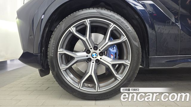 BMW X6 (G06) xDrive40i M Sport 2021 — фото 5