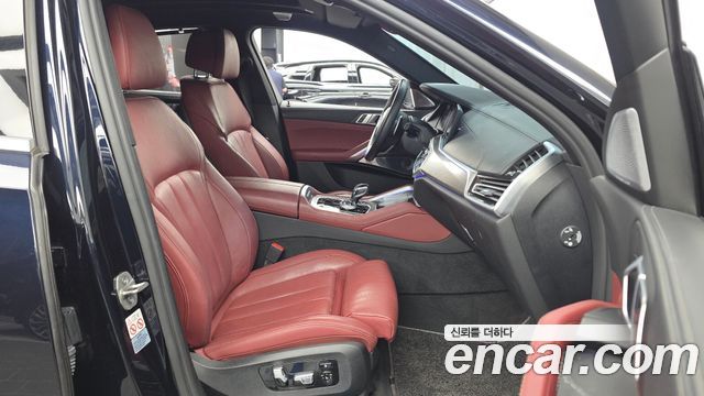 BMW X6 (G06) xDrive40i M Sport 2021 — фото 11