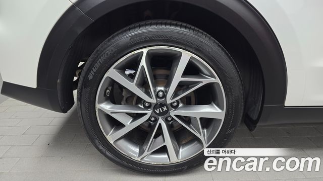 Kia Niro 1.6 HEV Noblesse 2020 — фото 5