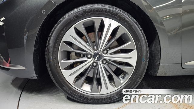 Kia K8 2.5 Gasoline 2WD Signature 2022 — фото 5