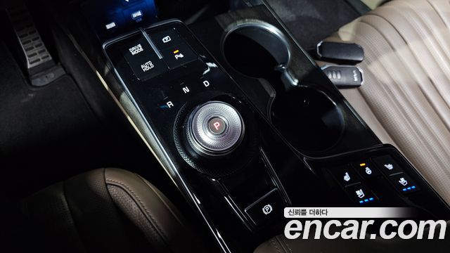 Kia K8 2.5 Gasoline 2WD Signature 2022 — фото 9