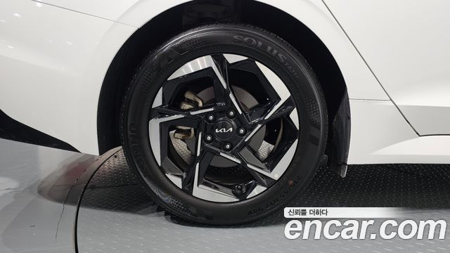 Kia K5 (III) 2.0 LPi(Rent) Prestige 2025 — фото 5