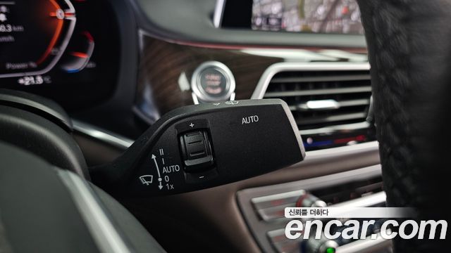 BMW 7 Series (G11) 730Ld xDrive Design Pure Excellence 2022 — фото 35