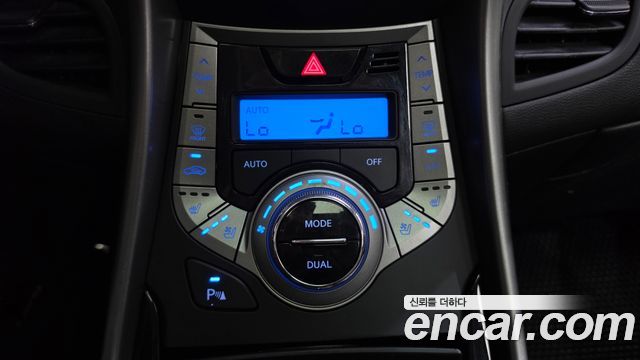 Hyundai Avante (MD) M16 GDI Premium 2014 — фото 38