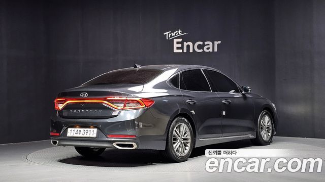 Hyundai Grandeur (IG) 3.0 LPi Modern Basic (Rental Car) 2017 — фото 2