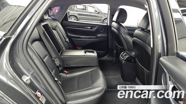 Hyundai Grandeur (IG) 3.0 LPi Modern Basic (Rental Car) 2017 — фото 12