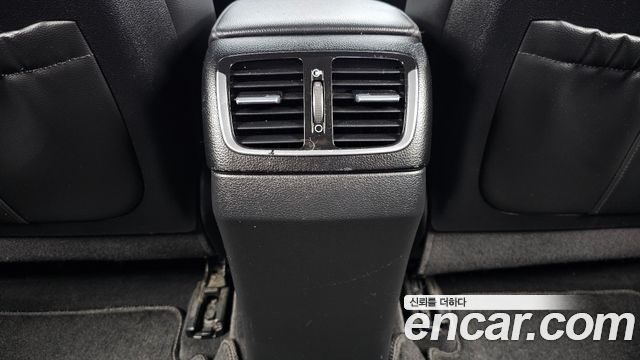 Hyundai Grandeur (IG) 3.0 LPi Modern Basic (Rental Car) 2017 — фото 19