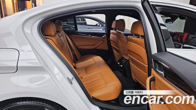 BMW 5 Series (G30) 520i M Sport 2021 — фото 15
