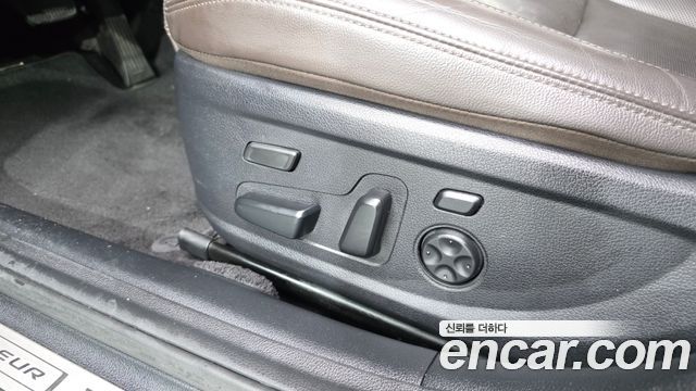 Hyundai Grandeur Hybrid (IG) Exclusive 2023 — фото 31