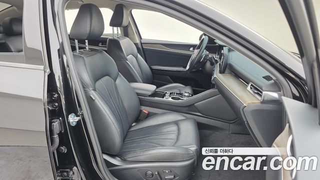 Kia K5 (III) 2.0 Signature 2023 — фото 11