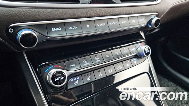 Hyundai Grandeur (IG) 2.4 Premium Special 2018 — фото 30