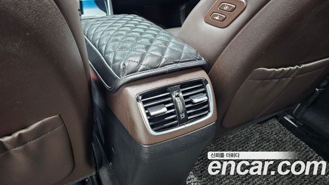 Hyundai Grandeur (IG) 2.4 Premium Special 2018 — фото 32