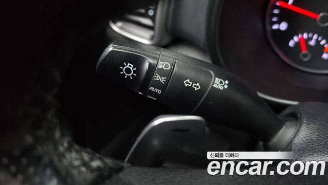 Kia Sportage The Bold Diesel 2.0 4WD Luxury 2019 — фото 17