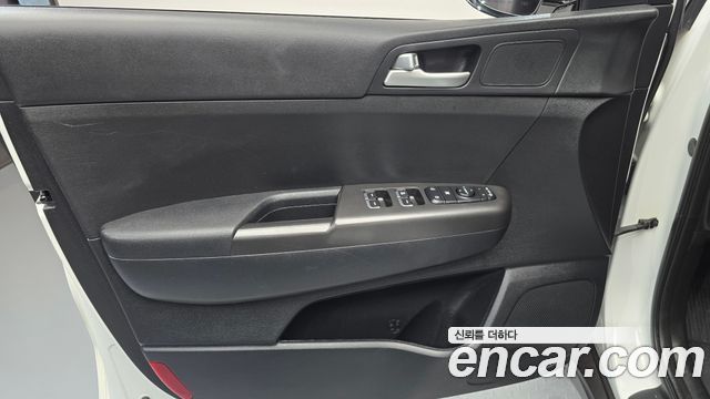 Kia Sportage The Bold Diesel 2.0 4WD Luxury 2019 — фото 24