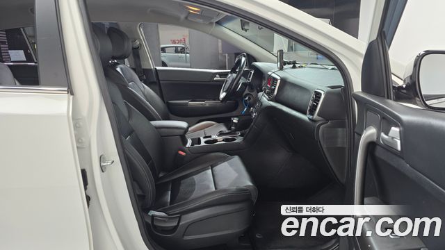 Kia Sportage The Bold Diesel 2.0 4WD Luxury 2019 — фото 26