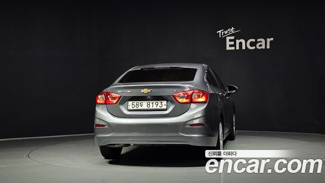 Chevrolet Cruze 1.4 Turbo LT Deluxe 2017 — фото 4