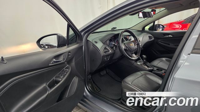 Chevrolet Cruze 1.4 Turbo LT Deluxe 2017 — фото 10
