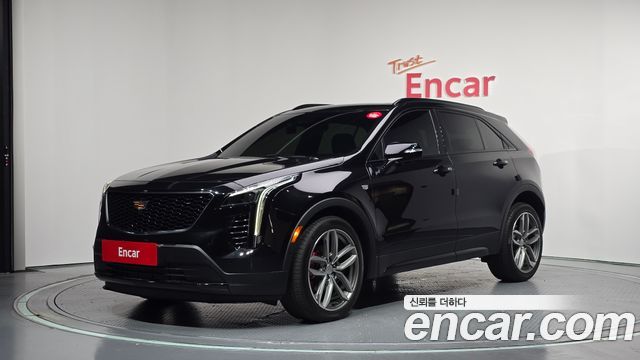 Cadillac XT4 2.0 Sport AWD 2021 — фото 1