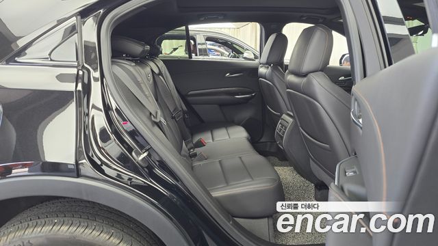 Cadillac XT4 2.0 Sport AWD 2021 — фото 11