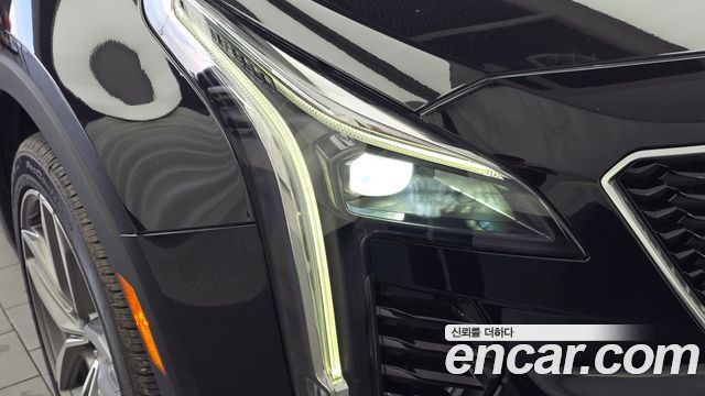 Cadillac XT4 2.0 Sport AWD 2021 — фото 22