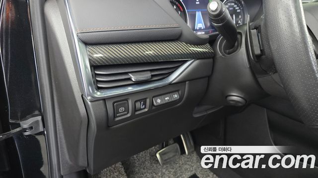 Cadillac XT4 2.0 Sport AWD 2021 — фото 27