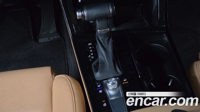 Kia K7 Premier 2.5 GDI Prestige 2020 — фото 9