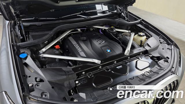 BMW X7 (G07) xDrive 40i Design Pure Excellence 6-Seater 2023 — фото 6