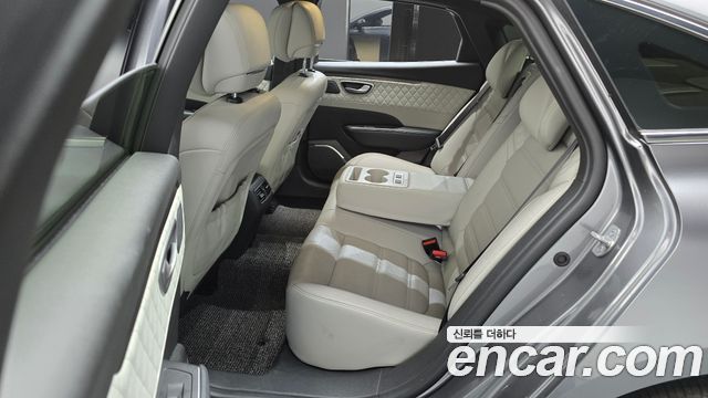 Renault Korea SM6 2.0 GDe Premiere 2020 — фото 12