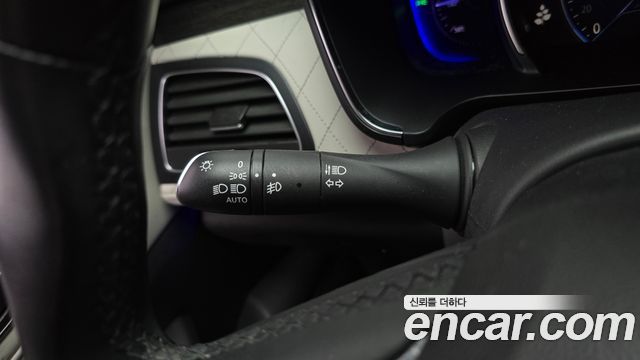 Renault Korea SM6 2.0 GDe Premiere 2020 — фото 28