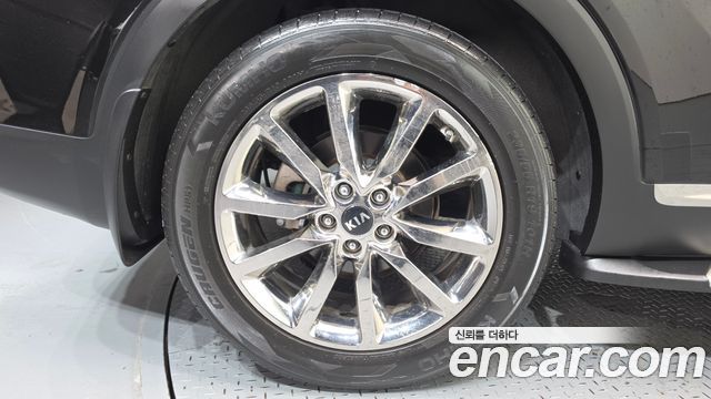 Kia Sorento Diesel 2.0 2WD Noblesse 2016 — фото 5