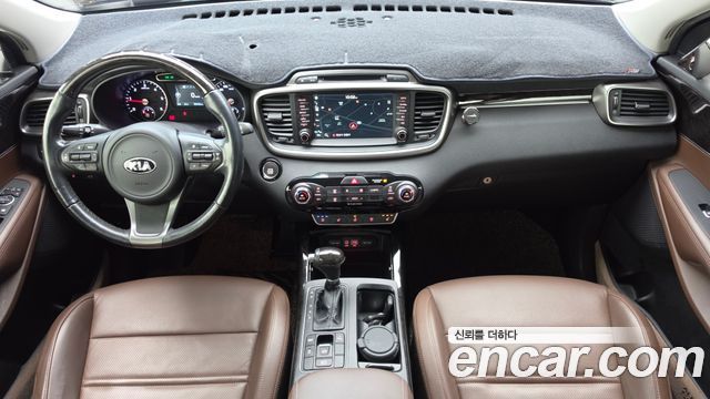 Kia Sorento Diesel 2.0 2WD Noblesse 2016 — фото 7
