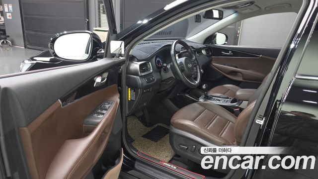 Kia Sorento Diesel 2.0 2WD Noblesse 2016 — фото 10