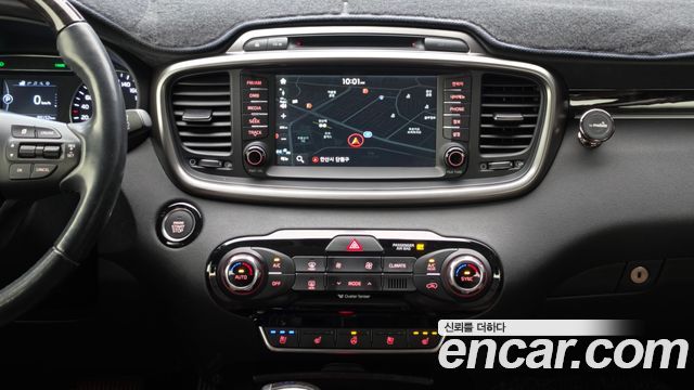 Kia Sorento Diesel 2.0 2WD Noblesse 2016 — фото 13