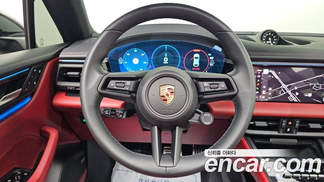 Porsche Macan EV 4S 2025 — фото 13