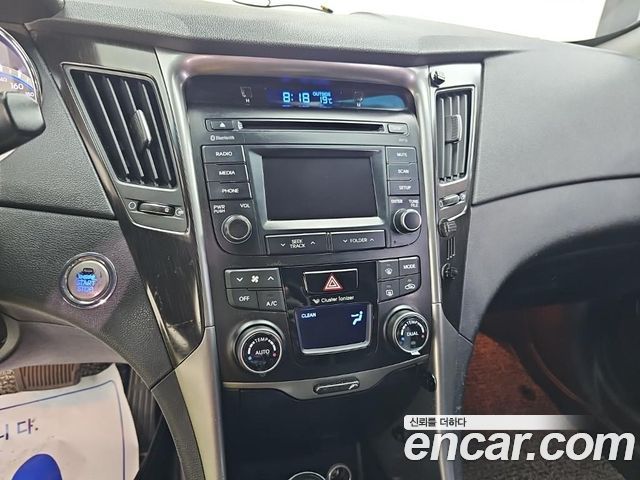 Hyundai Sonata The Brilliant LPI Smart(Handicapped) 2013 — фото 18