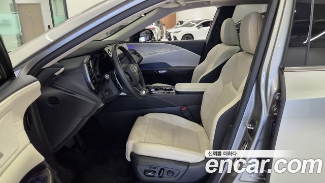 Lexus RX450h+ (V) Luxury 2025 — фото 10