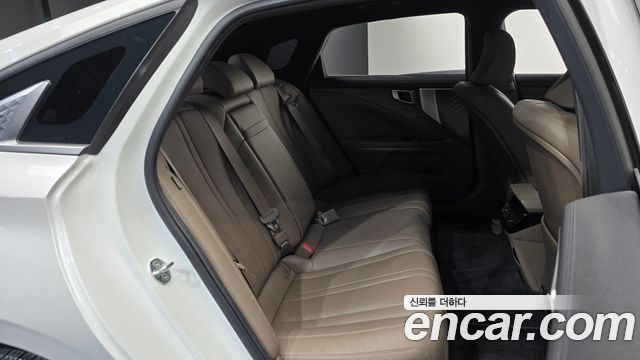 Kia K8 2.5 Gasoline 2WD Noblesse Light 2023 — фото 11