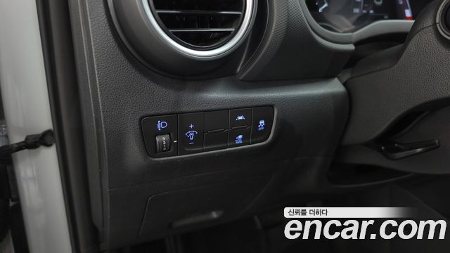 Hyundai Kona Electric Modren 2020 — фото 19