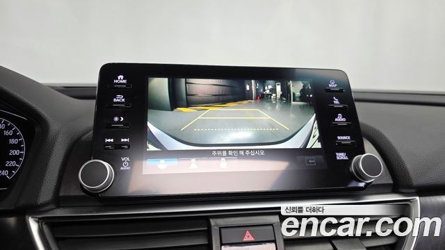 Honda Accord (X) 2.0 Turbo Sport 2019 — фото 14