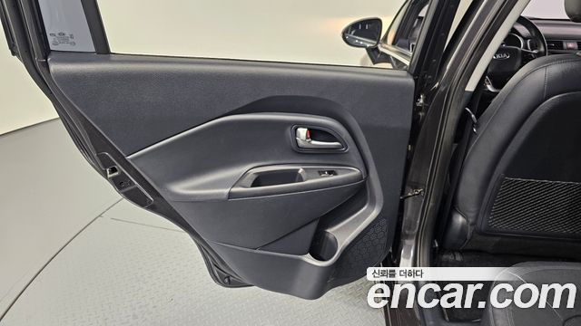 Kia Pride 4DR 1.6 GDI Luxury 2015 — фото 25