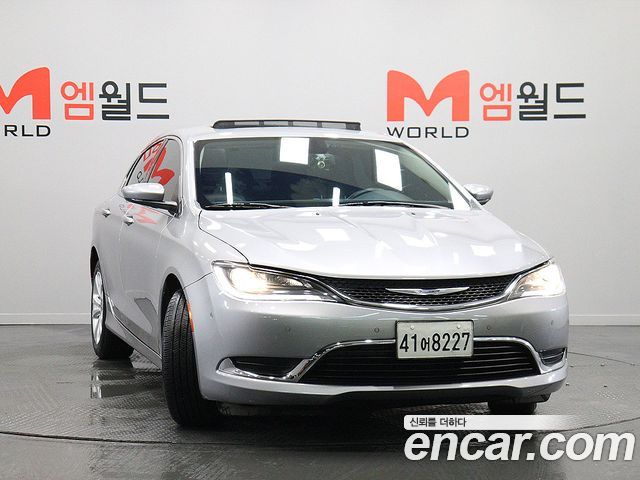 Chrysler 200 (II) 2.4 Limited 2015 — фото 2